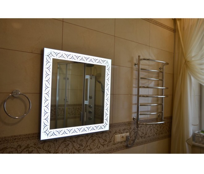 Прямоугольное зеркало с LED подсветкой в ванную комнату Elide - Фото 4